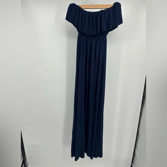 Elegant Navy Dress - Picture 2 of 4